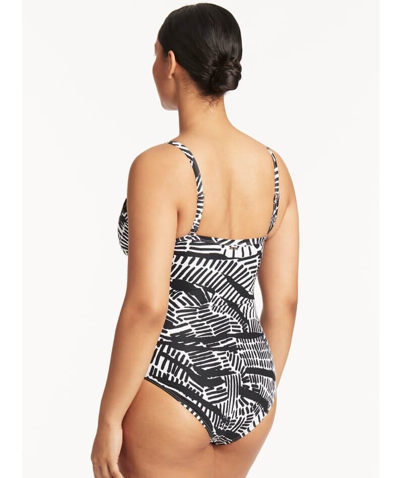 Sea Level Pampas Twist Front DD-E Cup One Piece Swimsuit - Black Swim 