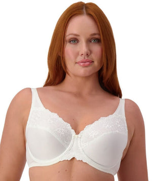 Triumph Embroidered Minimizer Bra - Vanille Bras 