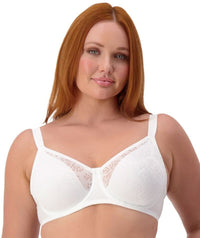 Triumph Lacy Minimizer Bra - White