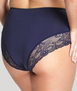 Sculptresse Sasha Brief 