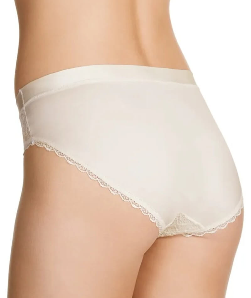 Berlei Barely There Lace Bikini Brief - Ivory Knickers 