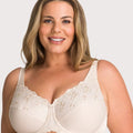 Triumph Embroidered Minimizer Bra - Fawn