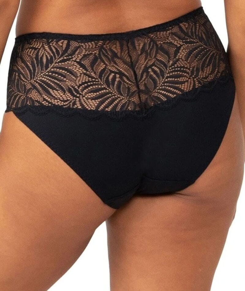 Triumph Essential Lace Maxi Brief - Black Knickers 