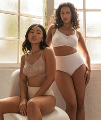 Triumph Lacy Minimiser Wire-free Bra - New Beige Bras 