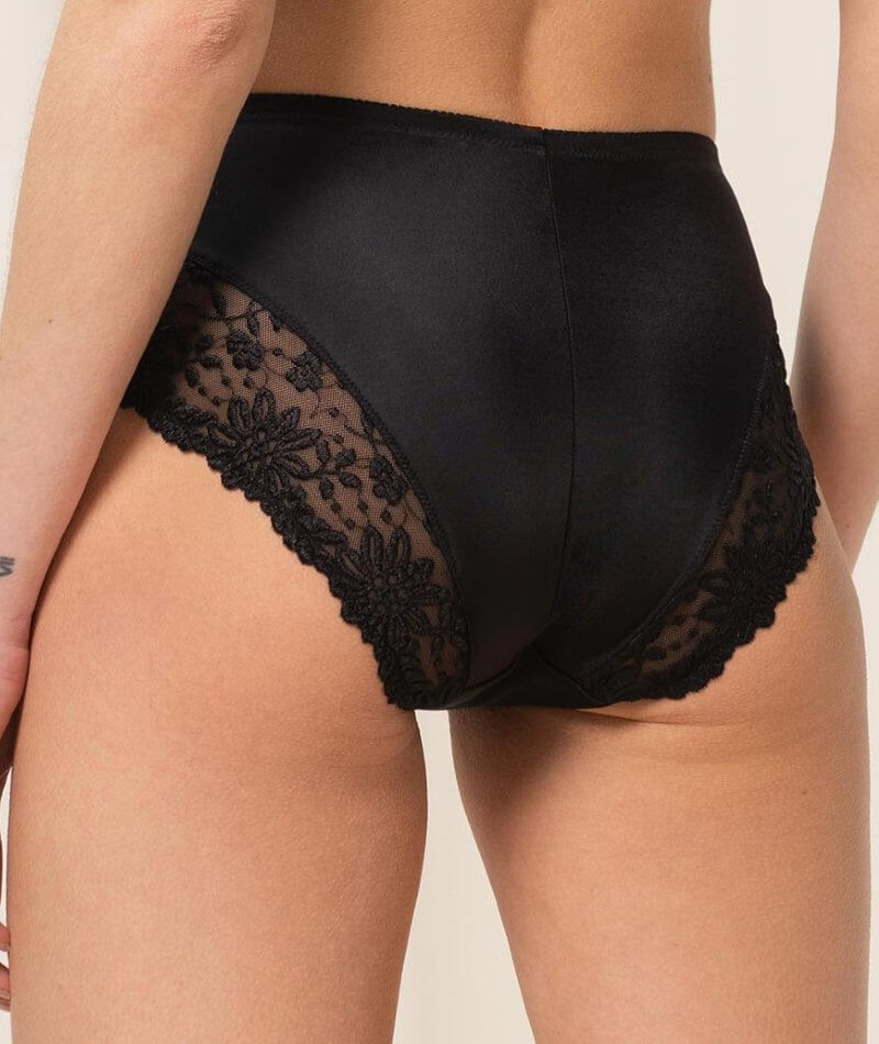 Triumph Ladyform Soft Maxi Brief - Black Knickers 